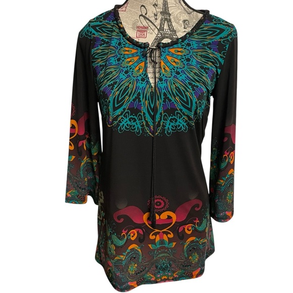 ECI Tops - ECI Multicolor Abstract Tunic